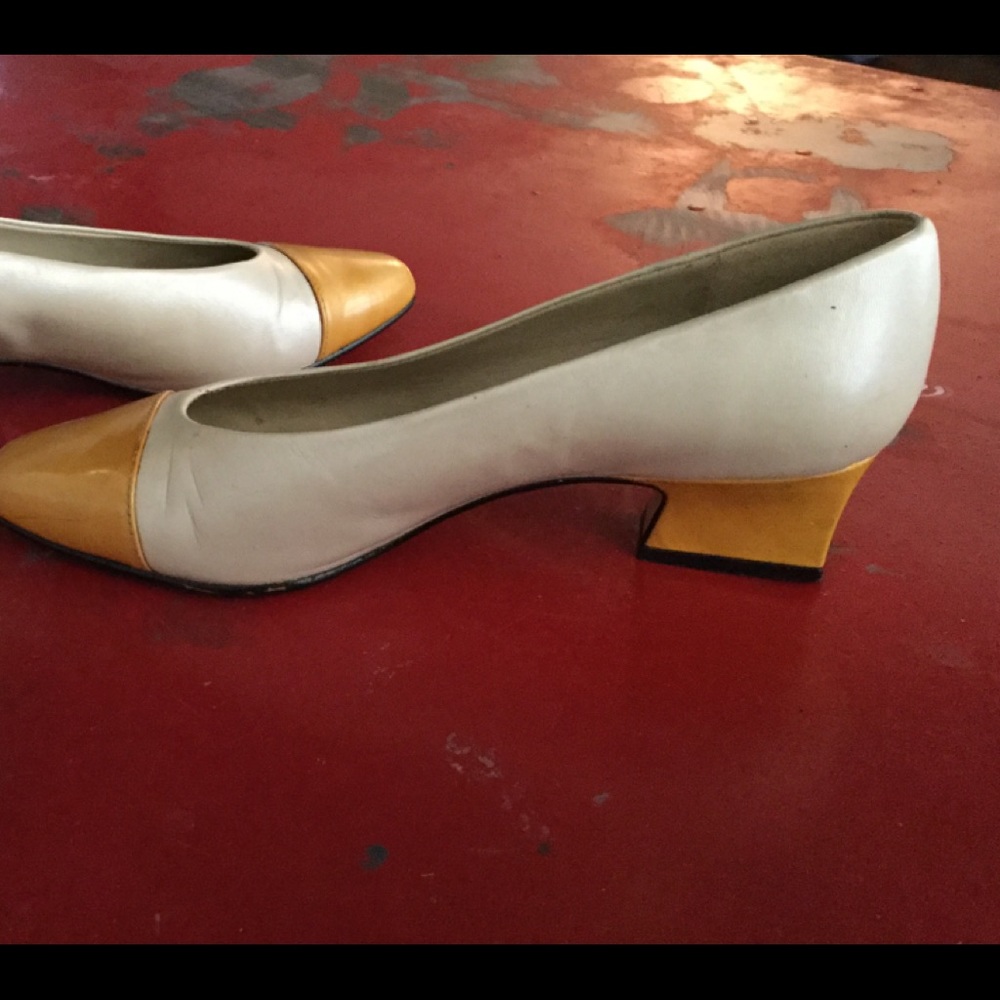 Etiene Aigner 2-Tone Kitten Heels